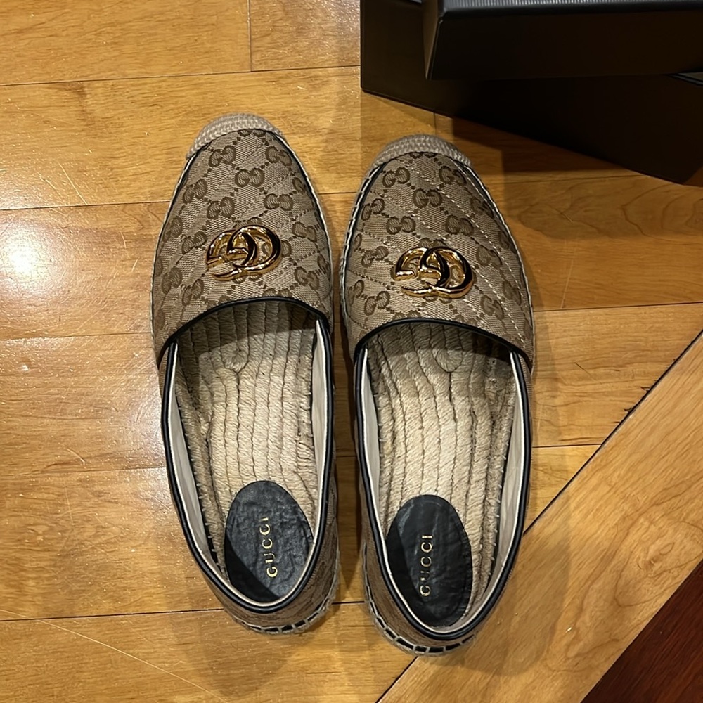 Gucci women’s espadrille GG matelasse canvas - Picture 4 of 8